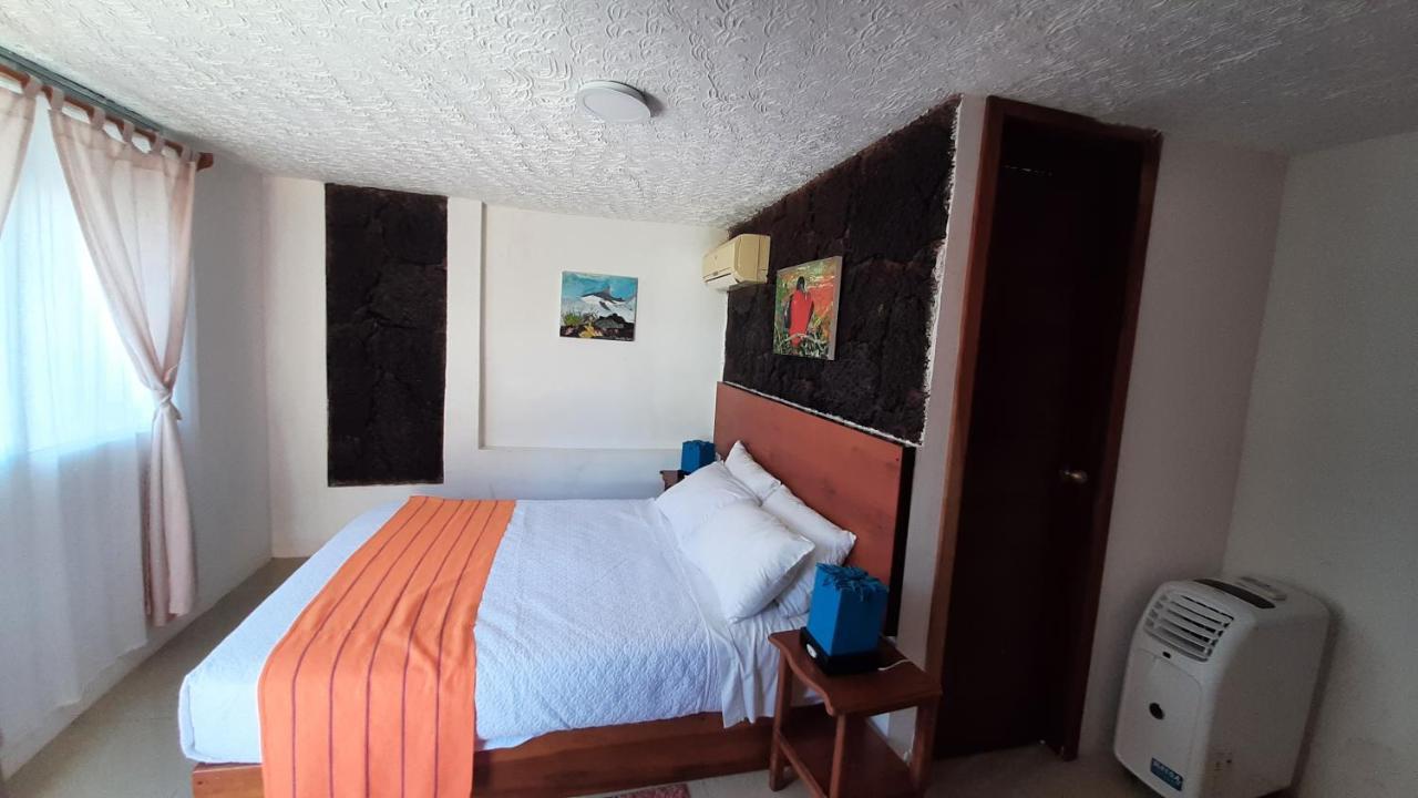 Hostal Tero Real Puerto Villamil Esterno foto