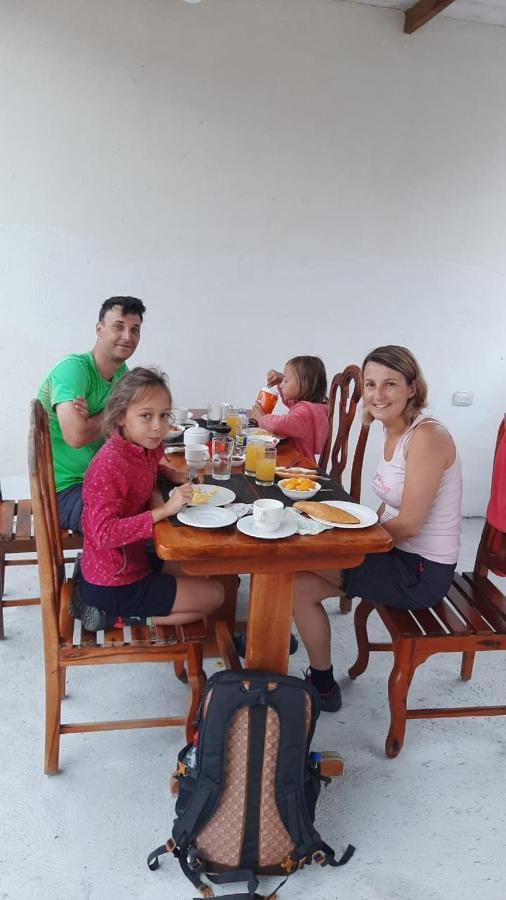 Hostal Tero Real Puerto Villamil Esterno foto