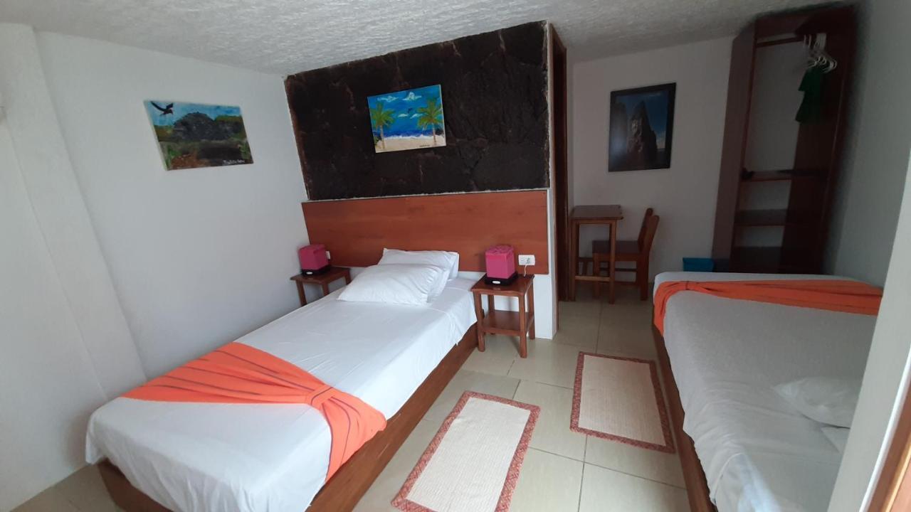 Hostal Tero Real Puerto Villamil Esterno foto