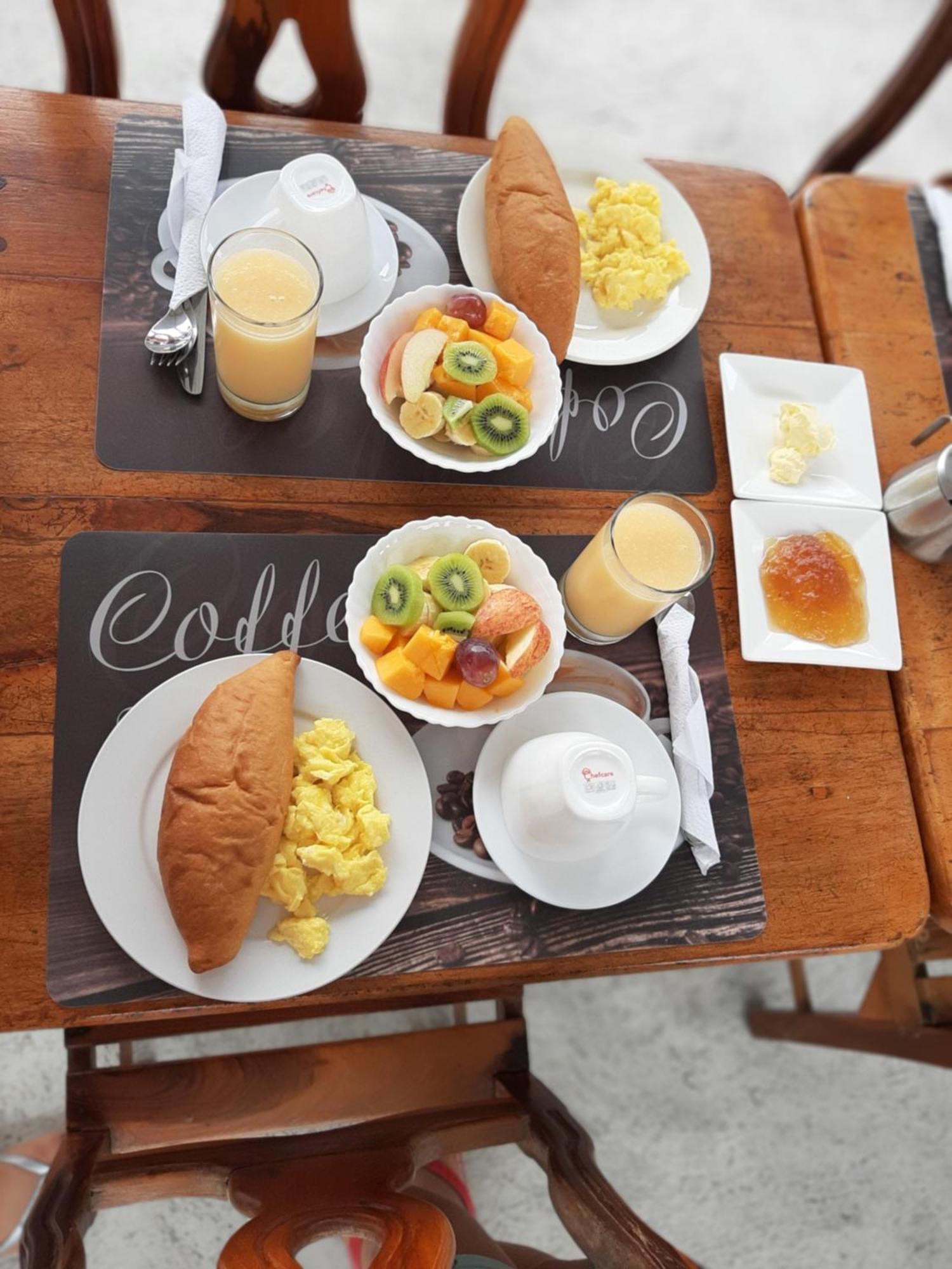 Hostal Tero Real Puerto Villamil Esterno foto