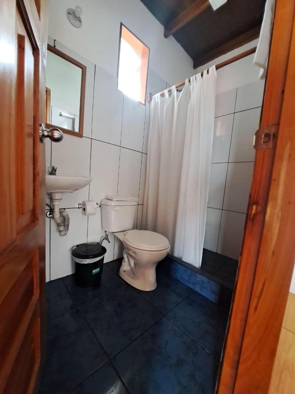 Hostal Tero Real Puerto Villamil Esterno foto