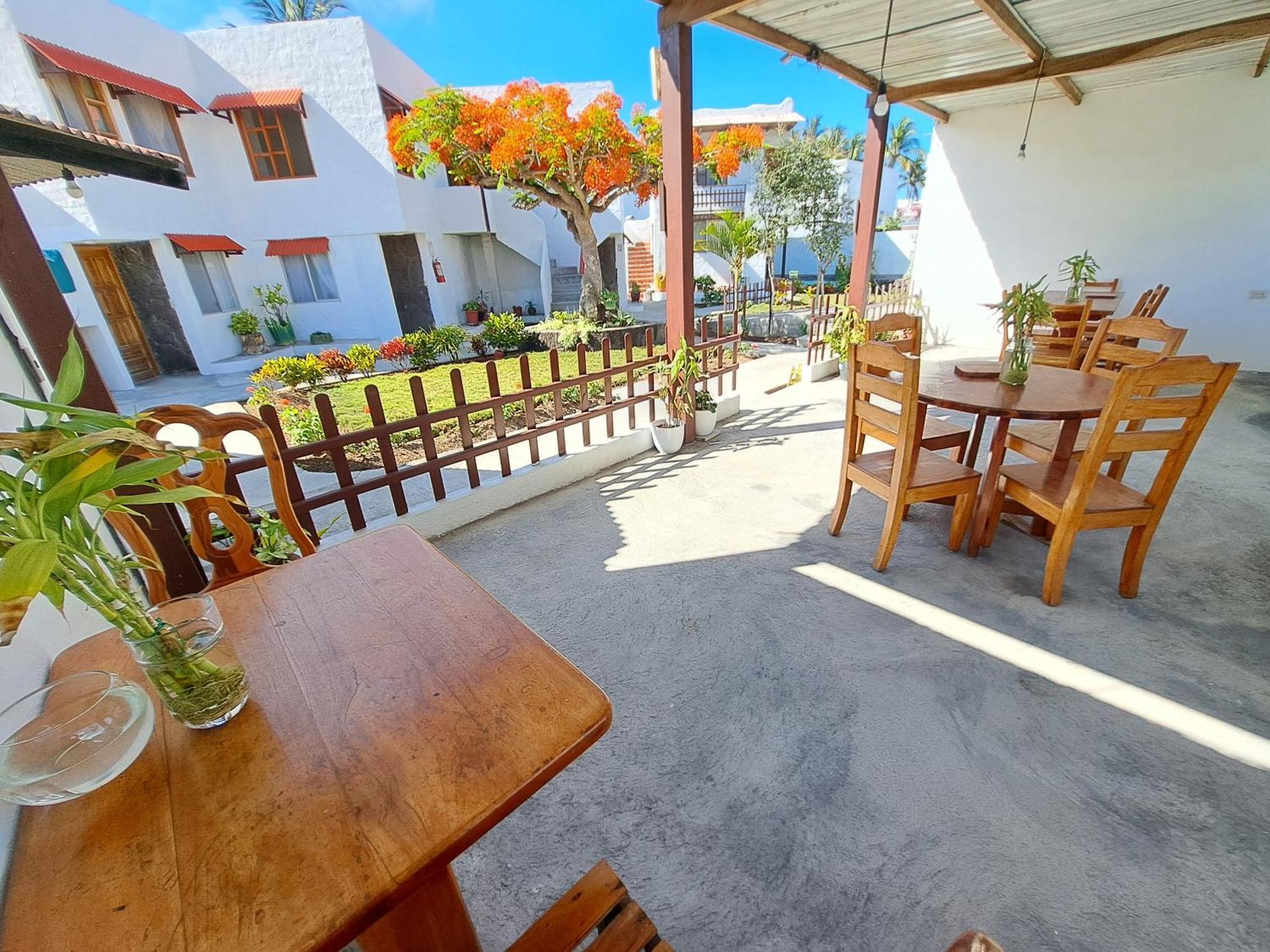 Hostal Tero Real Puerto Villamil Esterno foto